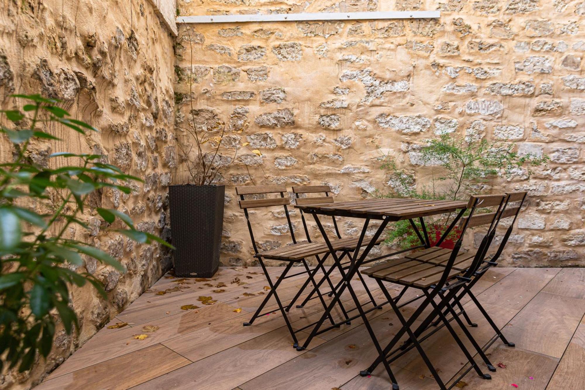 Appartamento Charme Montmartre - Terrasse Privee Avec Vue Sur Le Sacre-Coeur - Parking Gratuit Parigi Esterno foto